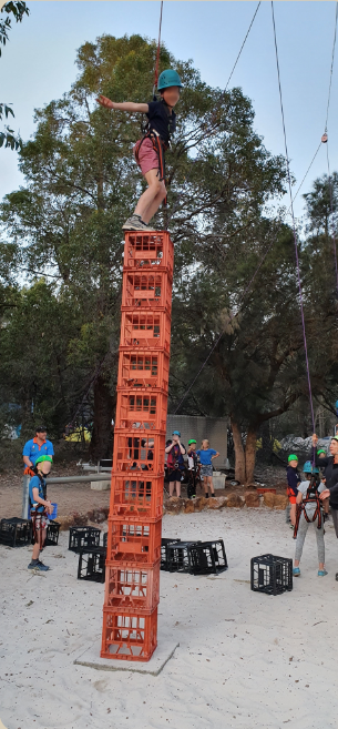 21_crate_stacking